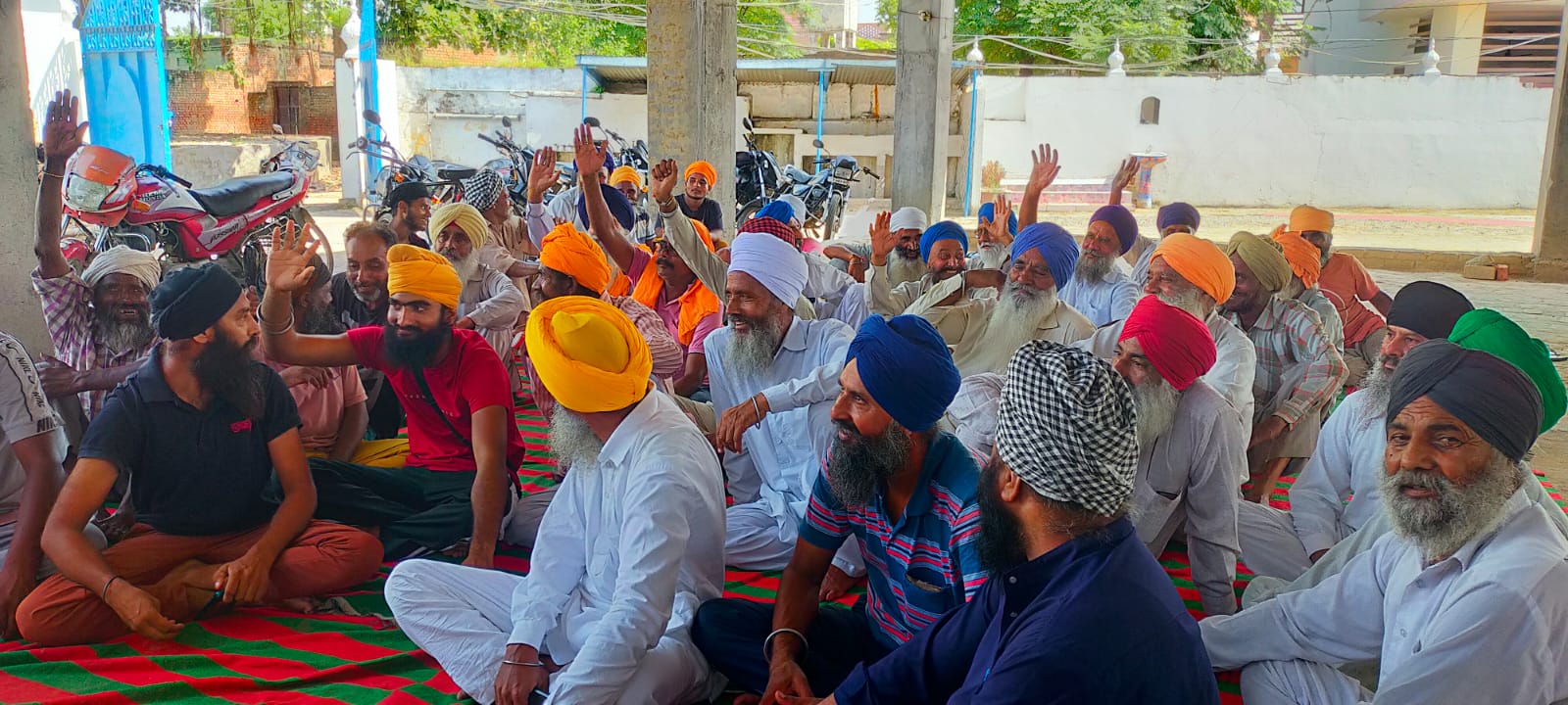 Meeting with farmers at village Laddha Munda.jpeg